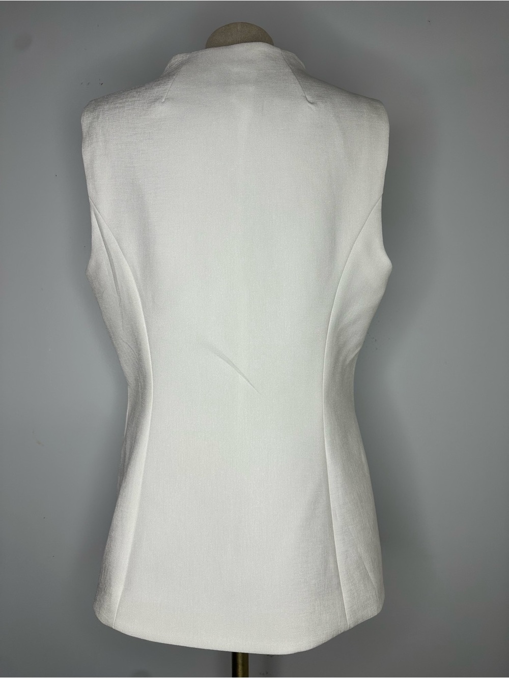Reformation Esena Sleeveless High-Neck Top in Cream - Picture 4 of 11